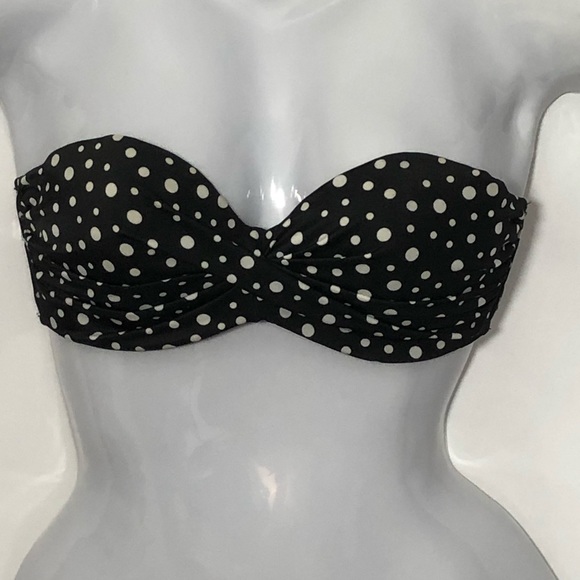 Victoria's Secret Other - VICTORIAS SECRET molded cups strapless bikini top great for summer